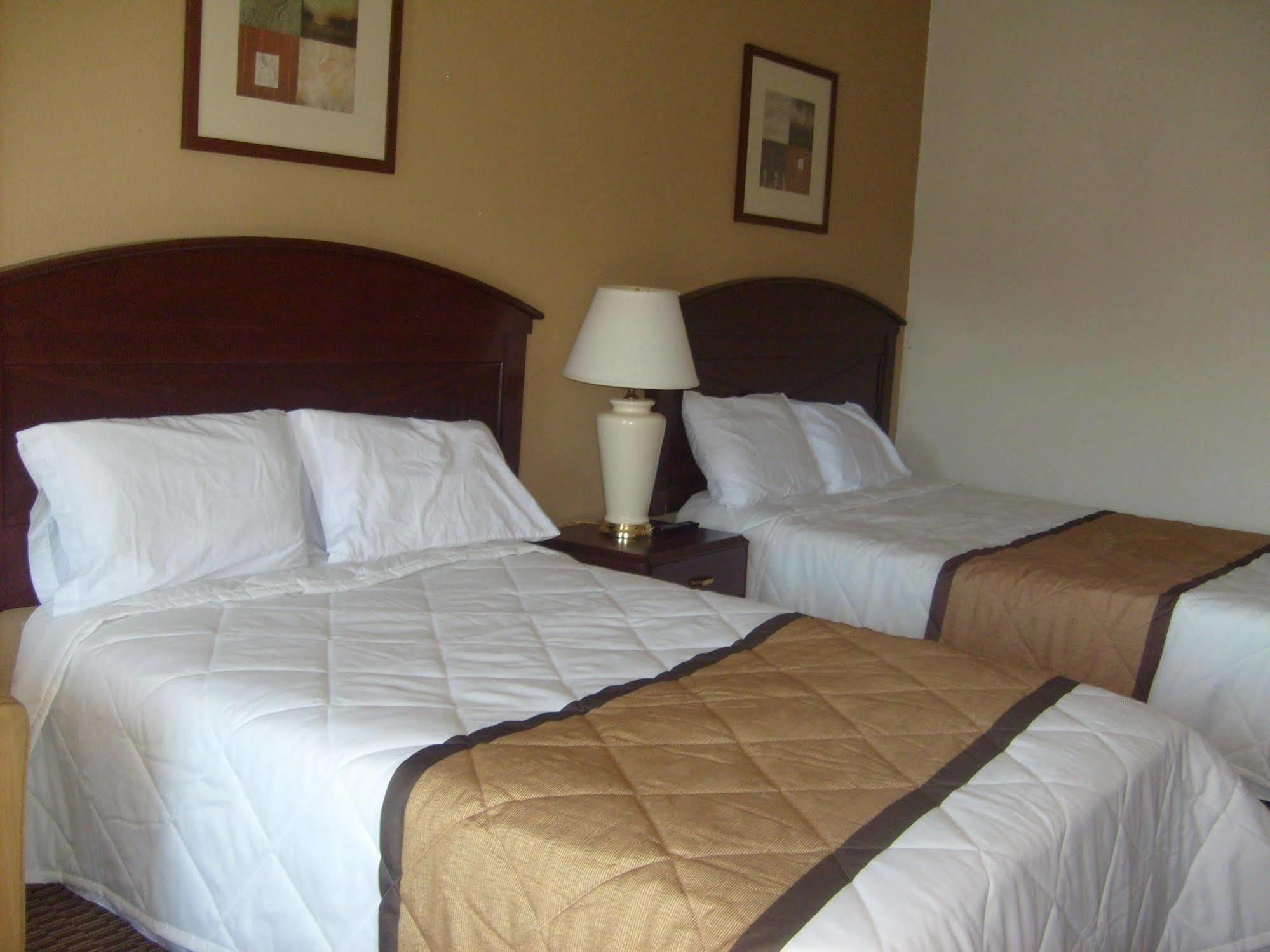 Express Inn Thomson Bagian luar foto